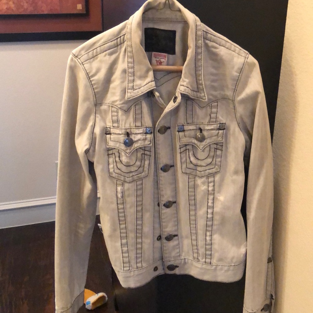 True Religion jean jacket. Size large. Love it